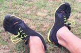 裸足感覚の5本指シューズVibram Five Fingers「V-Run」が脚の力を呼び覚ます!
