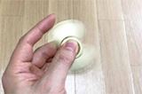 今さら聞けない…ハンドスピナーっていったい何? 流行の理由は?