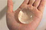 水がつかめるようになる!? 不思議な実験セットに大人も興奮!