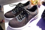 ランニングシューズ「GEL-KENUN」が発売! アスレジャーに振り切ったアシックスの新作