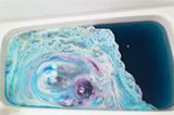 お風呂が宇宙に変身! LUSHの人気バスボムが美しすぎる…☆