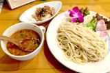 ハワイアンな「麺屋 Hulu-lu」で食べてわかった。“金曜日つけ麺”とカップ麺が意外に似てる?