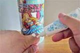 「指毛」専用の除毛クリームで、指輪からはみ出すムダ毛とおさらば!