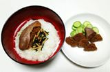 石川県でだけ作られる究極の珍味「ふぐの子糠漬け」を食す!