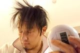 絶対起きる!? “振動”する目覚まし時計のパワーがすごすぎ!
