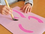 あら不思議! 家も服も汚れない、水で書けるお習字練習シート