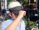 「髪の毛付き」のサンバイザーをかぶって町を闊歩してみた