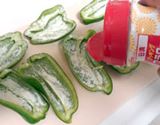 なんで今までなかったの? ボトル入り小麦粉が便利すぎる!