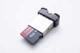 差しっぱなしでOK! 極小microSDカードリーダー発見