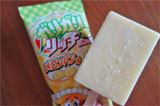今度こそおいしい…? ガリガリ君「メロンパン味」を実食!
