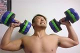 気分はシンジ君? エヴァとコラボした初号機カラーのダンベル