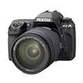 [PENTAX K-7] 視野率約100%・倍率約0.92倍のガラスプリズムファインダー/独自の手ブレ補正機構「SR」/HD動画撮影機能などを備えたデジタル一眼レフカメラ。価格はオープン