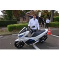 z_@PCX ELECTRICƖ{cZp̎Oc쐽C