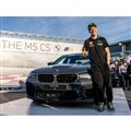 BMW M5 CS を獲得した「MotoGP」の年間予選最速ライダー、ファビオ・クアルタラロ選手