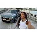 BMW XM ƃiI~ELx