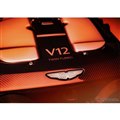 アストンマーティンの新開発V12エンジン