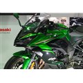 �J���T�L Ninja 1100SX SE�i��ヂ�[�^�[�T�C�N���V���[2025�j