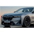 BMW M7 �\�zCG