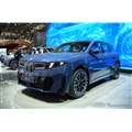 BMW iX3 50 xDrive�i�W���p�����r���e�B�V���[2025�j