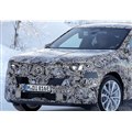 BMW iX1 �����^�̃v���g�^�C�v