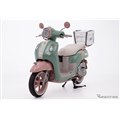 新型ファッションスクーター『Fazzio(ファツィオ)』と人気バンド「ずっと真夜中でいいのに。」のコラボ車両