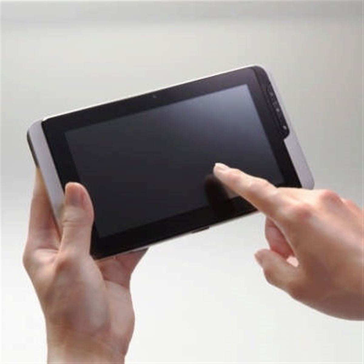 TAXAN、CPRM対応の7型液晶Androidタブレット - 価格.com