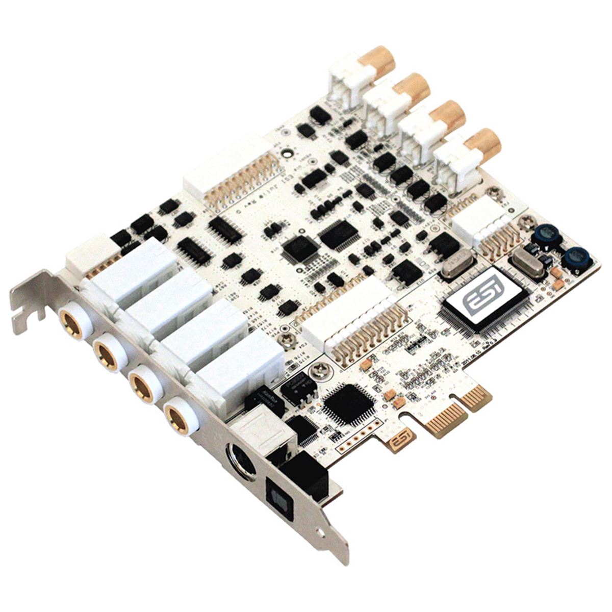 ESI、192kHz/24bit対応のサウンドカード「Juli@XTe」 - 価格.com