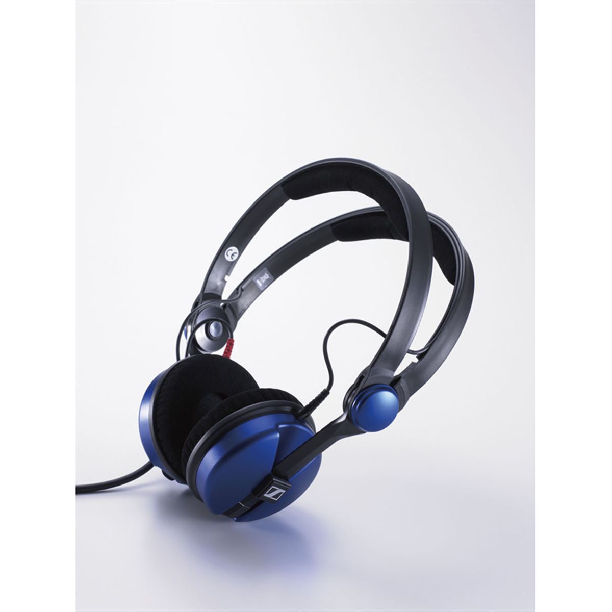 Sennheiser Amperior 有線ヘッドセット ゼンハイザー、スタジオヘッドホン「HD 25 AMPERIOR」に新色追加