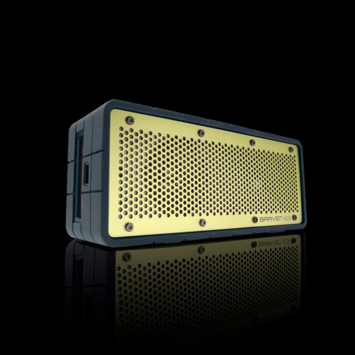 BRAVEN、通話もできるBluetooth内蔵スピーカー「625s」「570」 - 価格.com