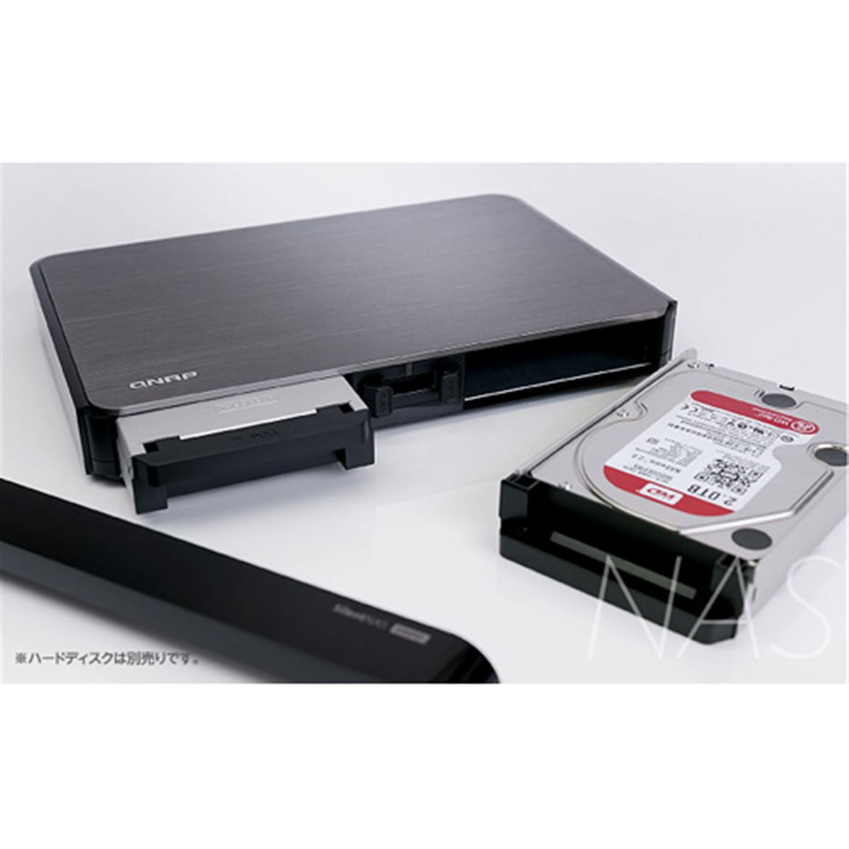 ★【動作品】QNAP HS-210 2TB ファンレス NAS 静音【送料無料】 ☆【動作品】QNAP HS-210 2TB ファンレス NAS 静音【送料無料
