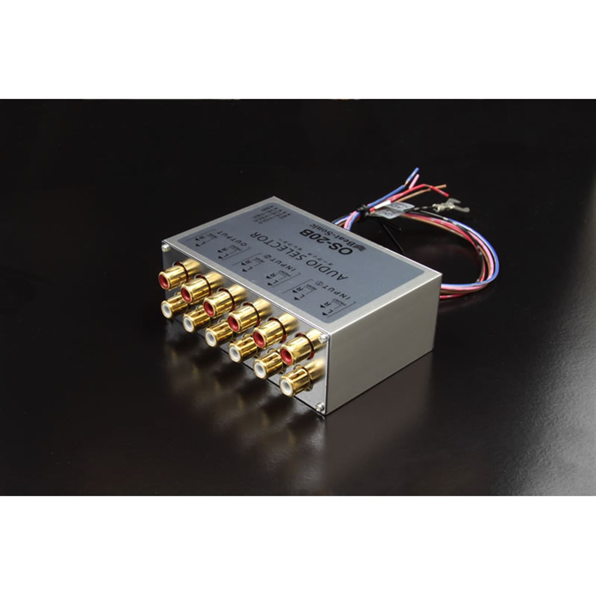 ビートソニック、2台のプレーヤーを1台のアンプで使用できるオーディオ