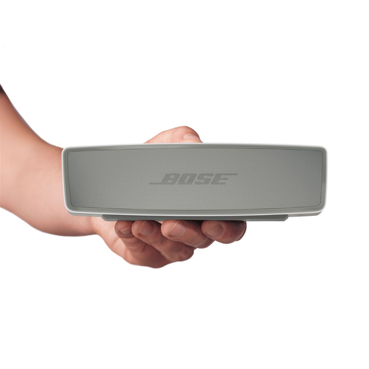 BOSE、ボーズサウンドでハンズフリー通話できる「SoundLink Mini II」 - 価格.com