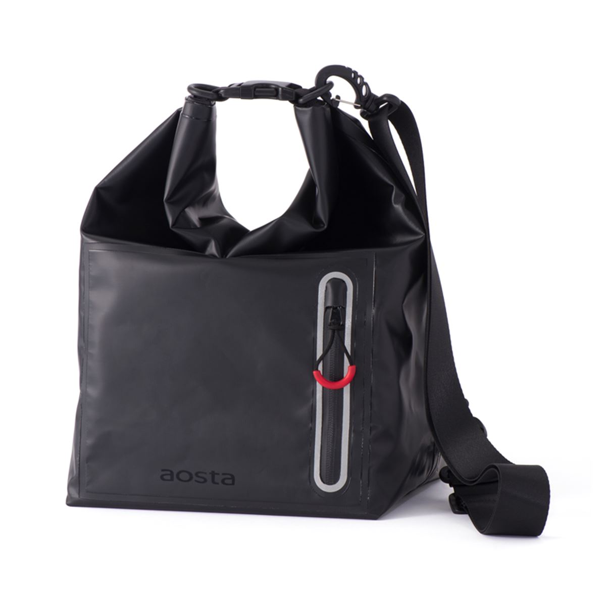 ケンコー、リュック/ショルダー/手持ちを選べる3WAY防水カメラ