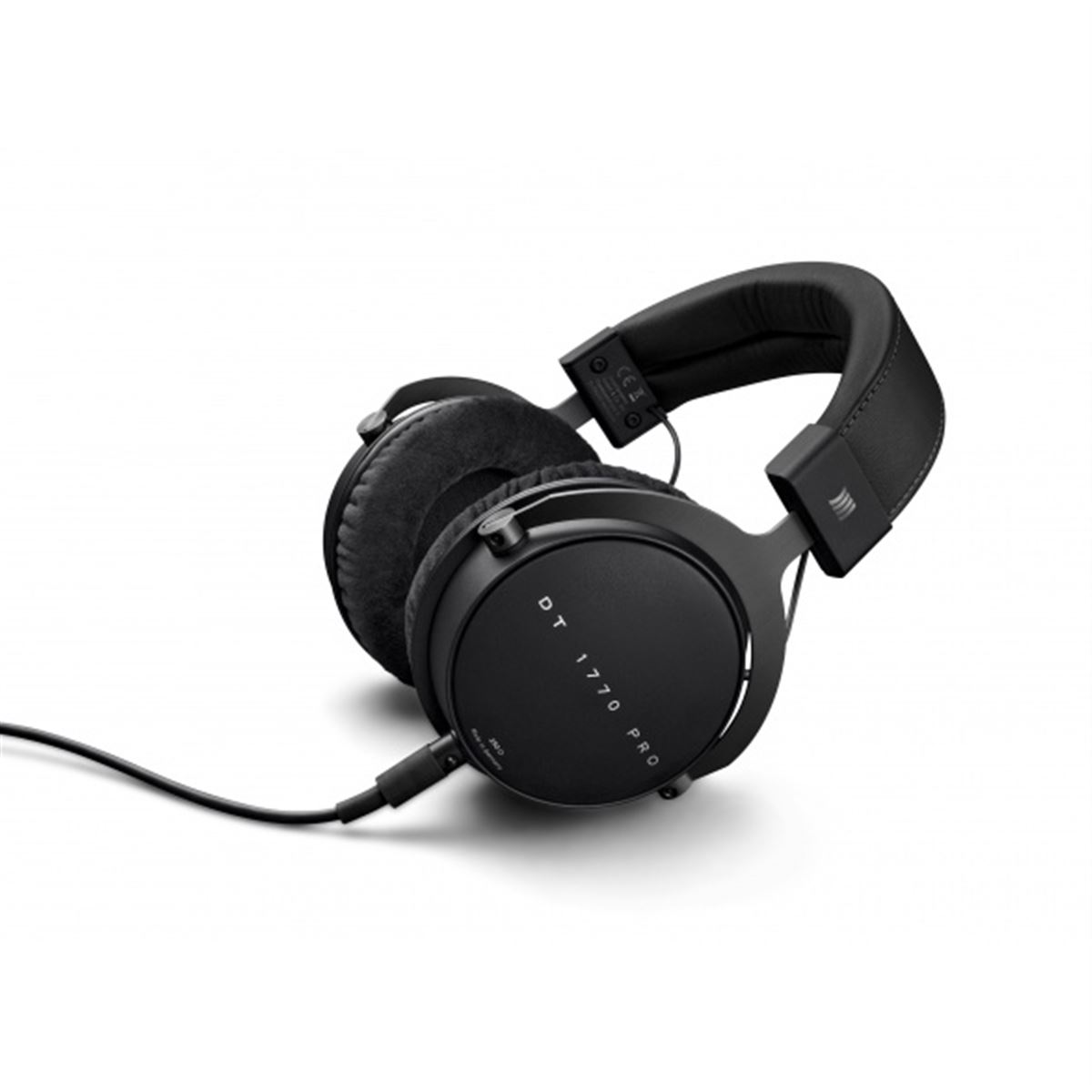 beyerdynamic、45mmテスラ2.0ドライバー搭載のモニターヘッドホン