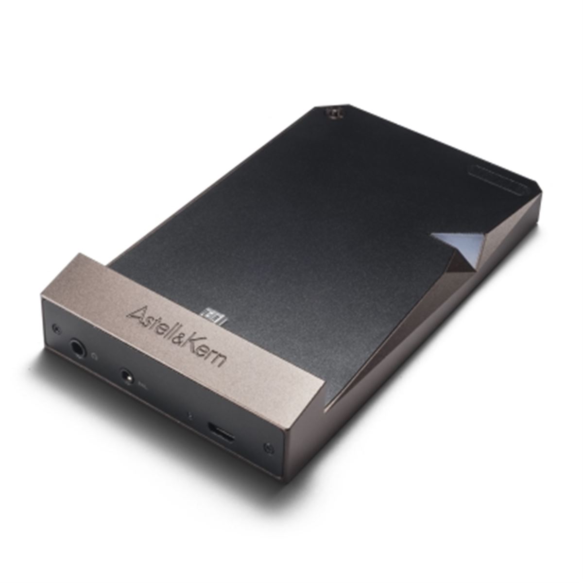 iriver、ハイレゾ最上位「Astell&Kern AK380」専用の一体型ポタアン