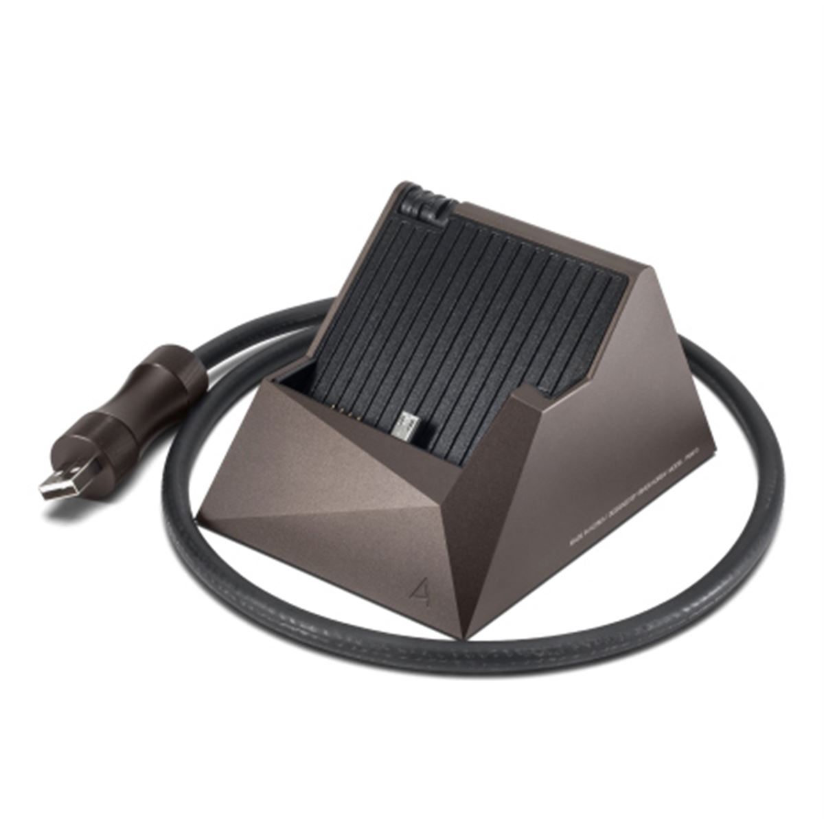 iriver、「Astell&Kern AK380/320」専用クレードルを12/18発売 - 価格.com