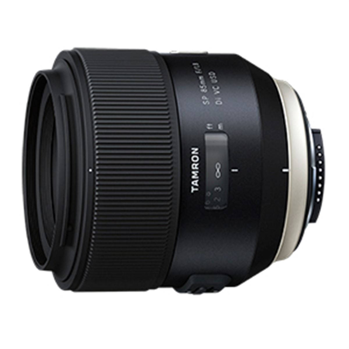 タムロン、フルサイズ対応の中望遠レンズ「SP 85mm F/1.8 Di VC USD