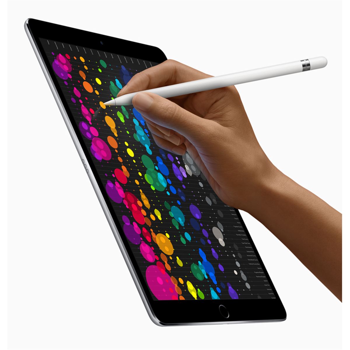 アップルの「iPad Pro」新モデル、ドコモ/au/ソフトバンクで6/7予約