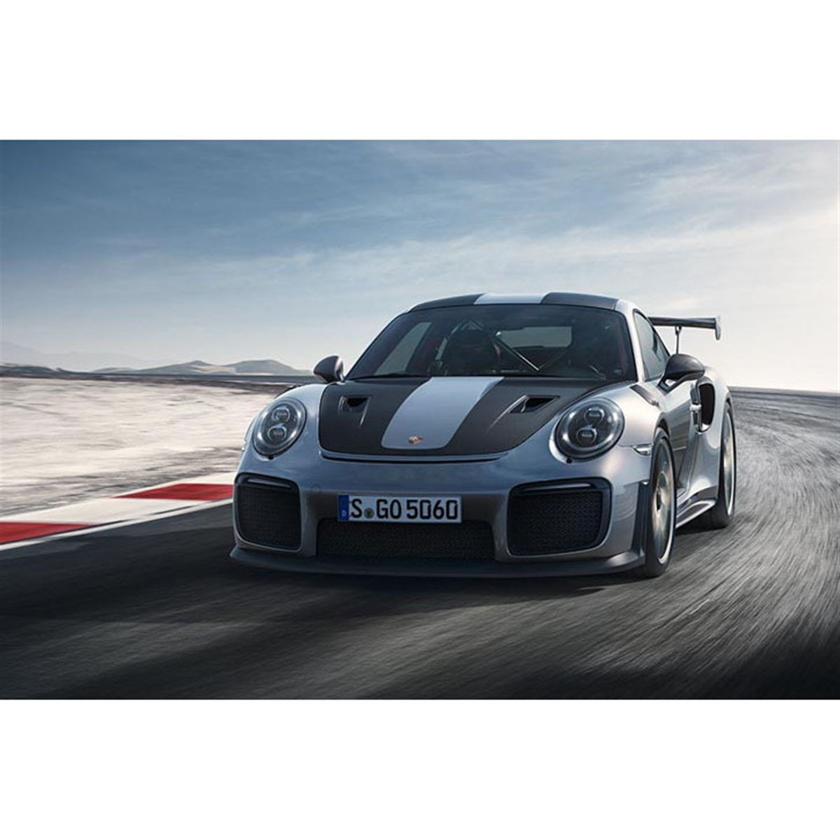 新品！ポルシェ　GT2RS ペーパーウエイト ペーパーウエイト PORSCHE ポルシェ GT2RS ミニカー