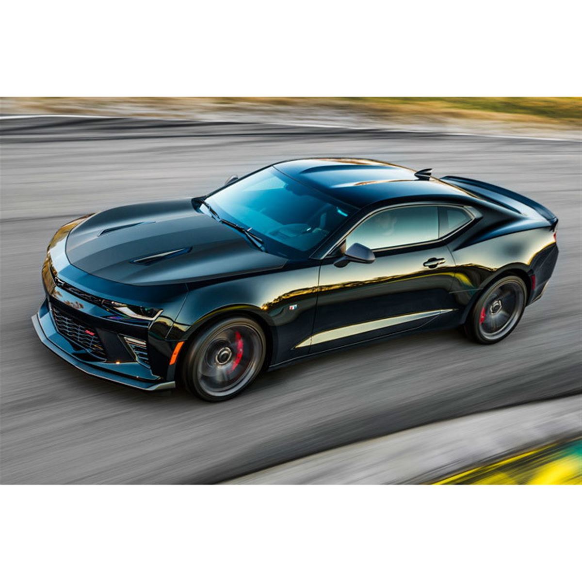 GMジャパン、新型「シボレー・カマロ」を11月に発売 - 価格.com