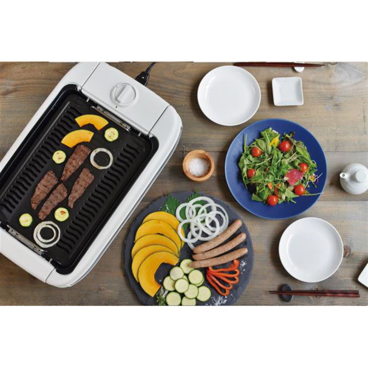 室内で焼肉ができる、煙を吸い込むホットプレート「吸煙グリル