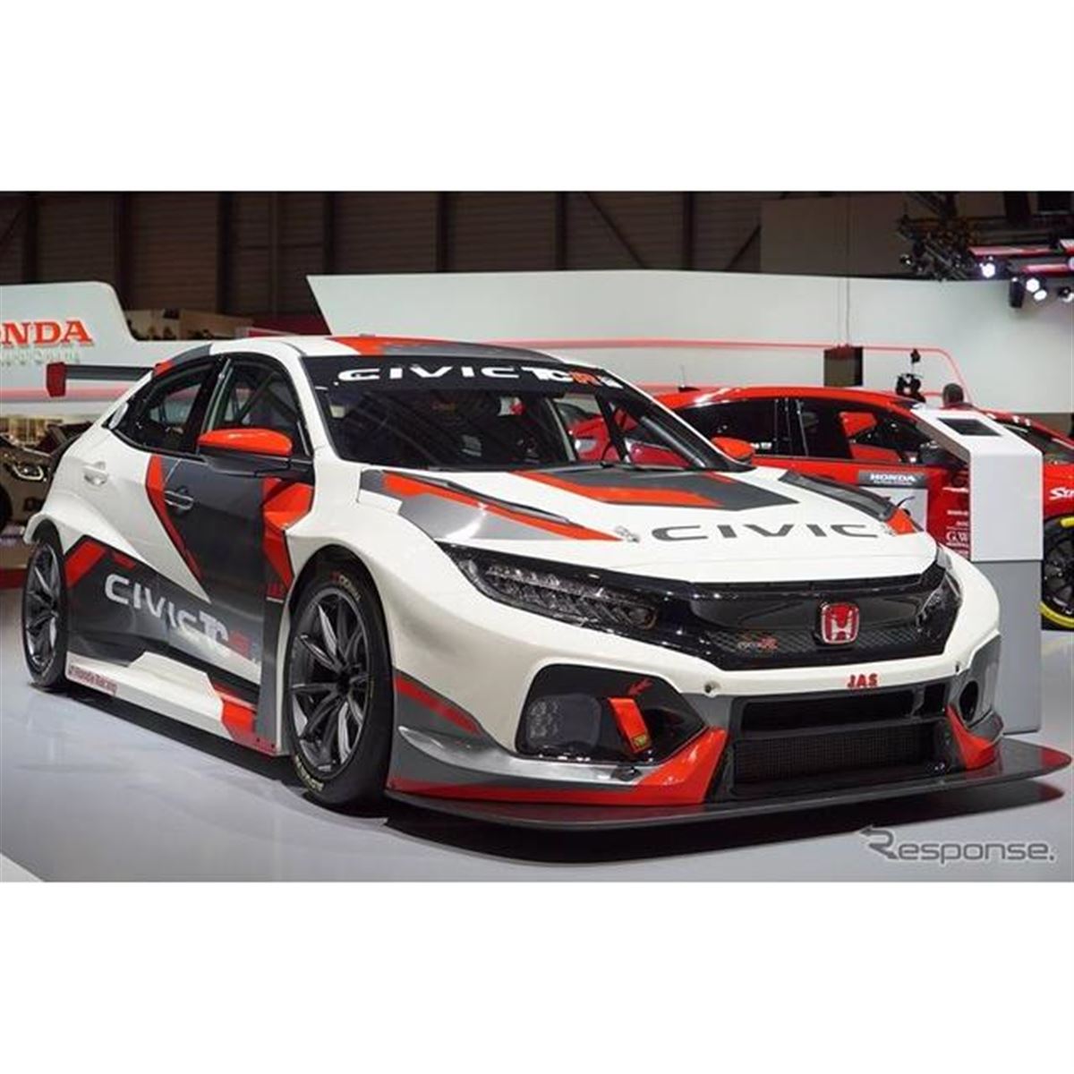 ホンダ シビックタイプR 新型に新型ツーリングカーレーサー…ジュネーブ