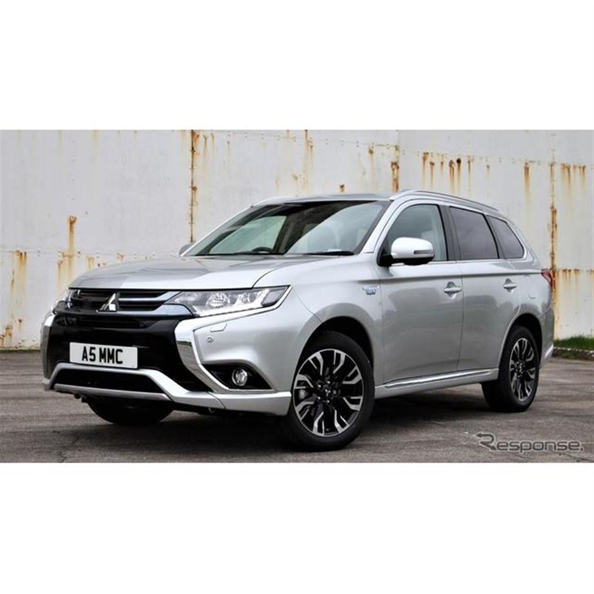 三菱 アウトランダー PHEV、英国の最量販電動車に - 価格.com