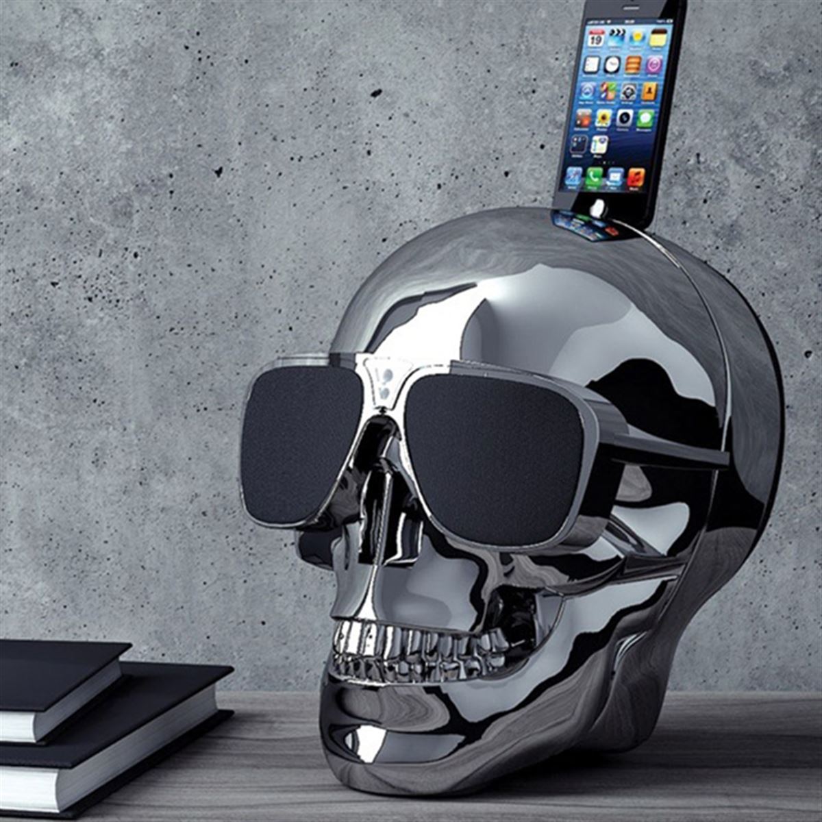 美品　Music Life Aero Skull/エアロ スカル HD+ サングラスをしたドクロデザインのBluetoothスピーカー「AeroSkullHD+