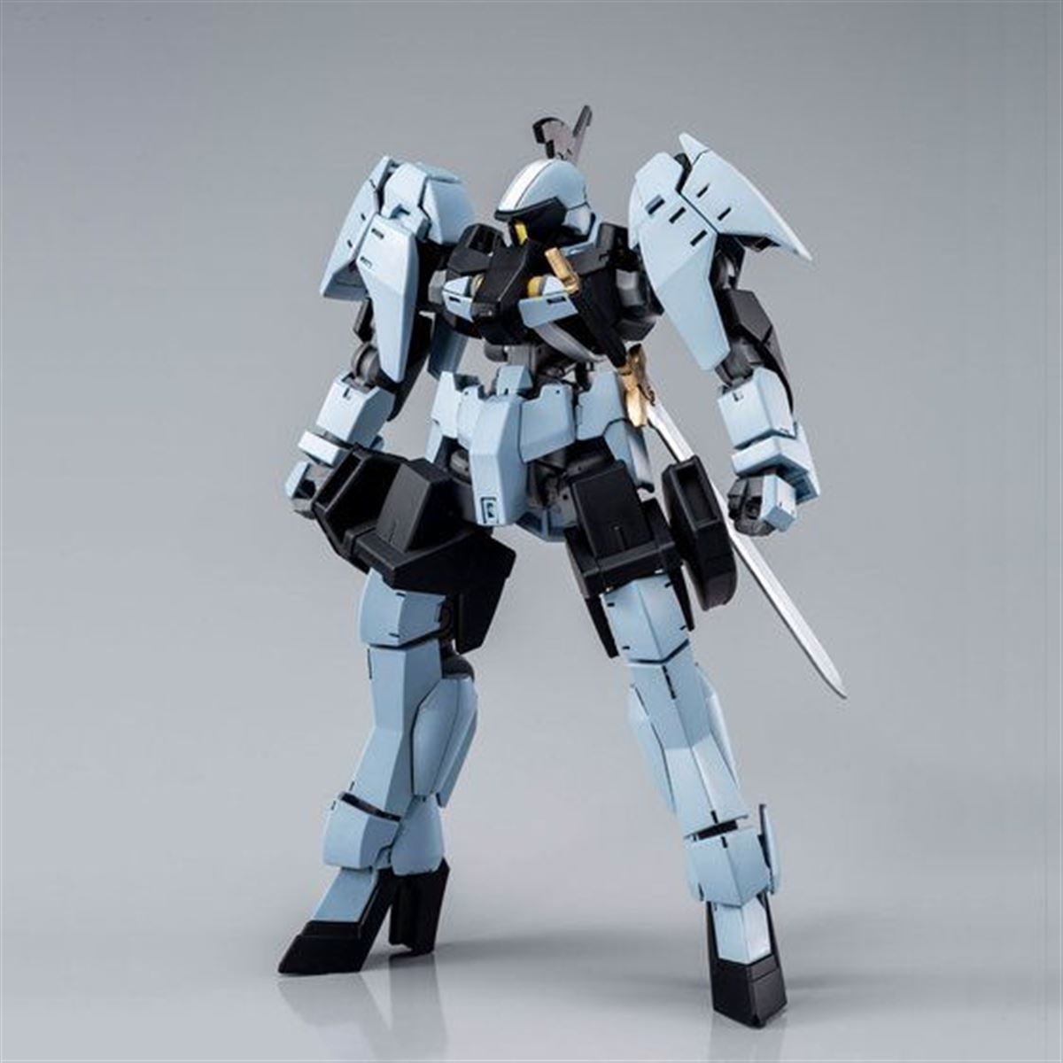 鉄血のオルフェンズ」マクギリス専用・グレイズリッターがHG