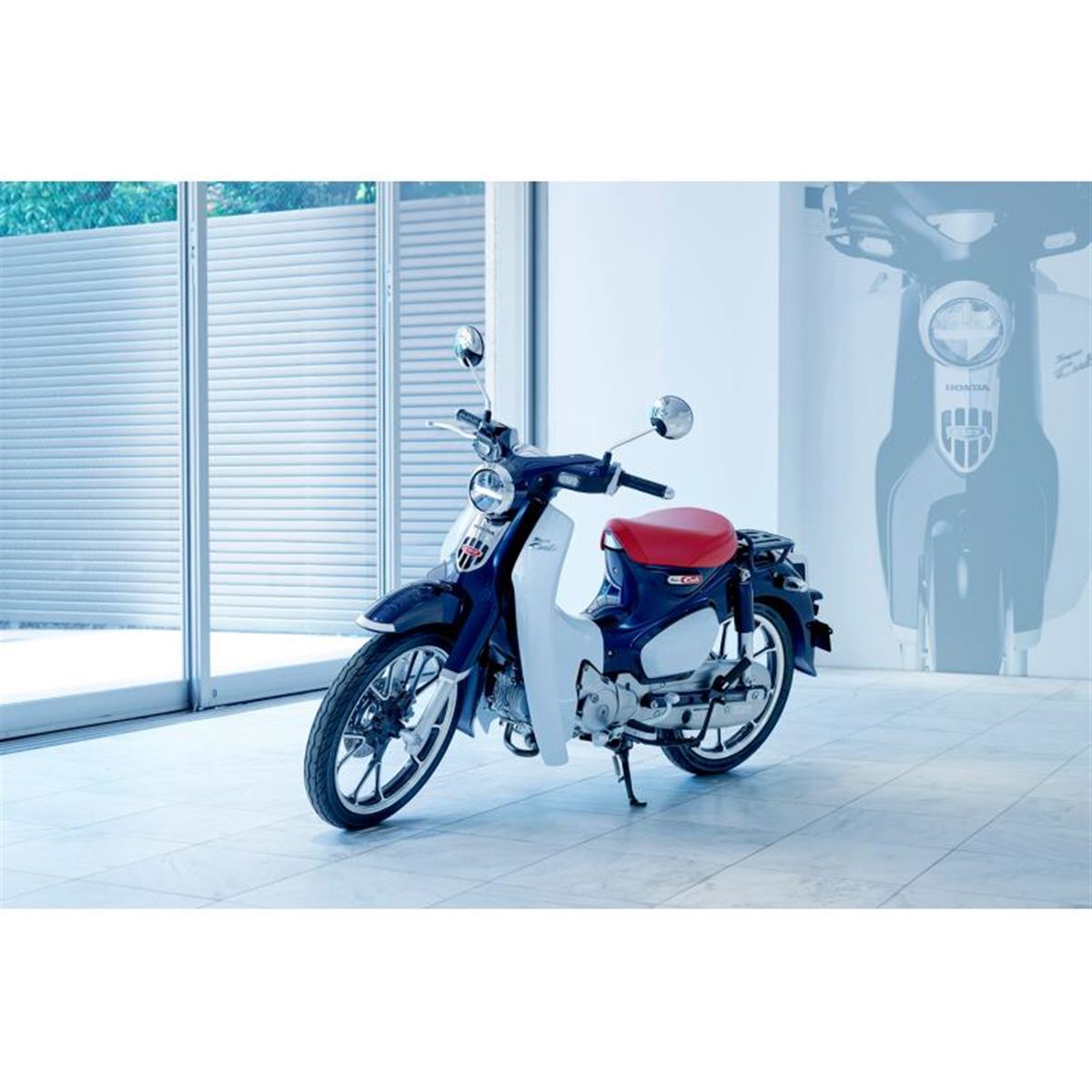 ホンダ、原付二種の新型車「スーパーカブC125」を発表 - 価格.com