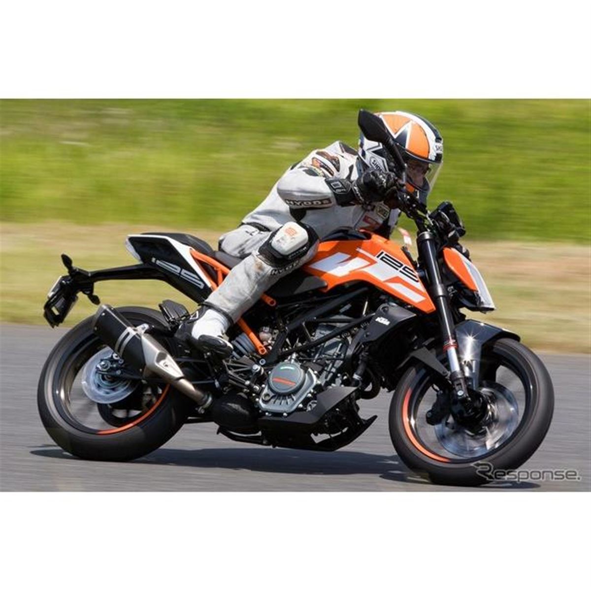 KTM スモールDUKE 試乗】選べる125/250/390、走りの違いとオススメは!? - 価格.com