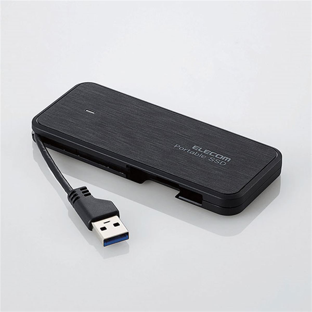 エレコム、ケーブル一体型タイプのSSD「ESD-EC」に480GBモデルを追加