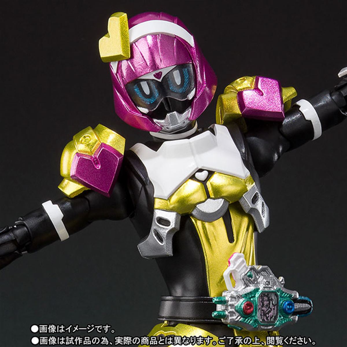SHフィギュアーツ 仮面ライダーポッピー　エグゼイド　ガヴ 20180816181356_672_.jpg