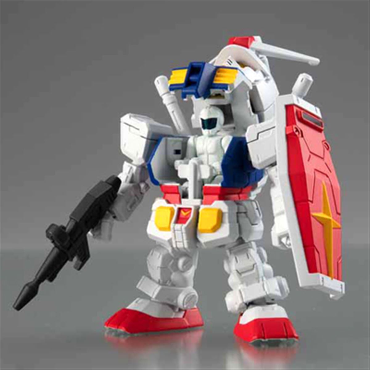 機動戦士ガンダム」可動パイロットがMSに乗り込む、食玩新シリーズ